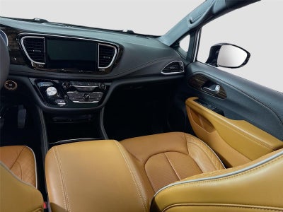 2023 Chrysler Pacifica Hybrid Hybrid Pinnacle