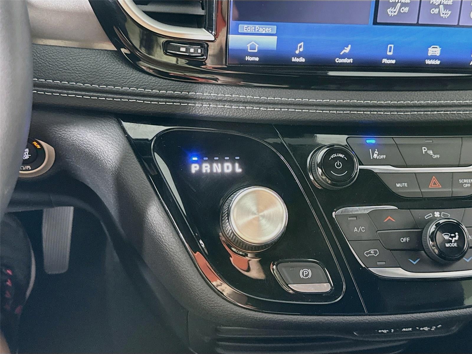 2025 Chrysler Pacifica Hybrid Hybrid Select