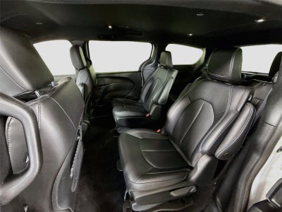 2025 Chrysler Pacifica Hybrid Hybrid Select