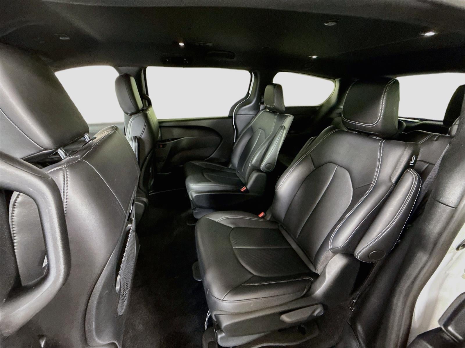 2025 Chrysler Pacifica Hybrid Hybrid Select