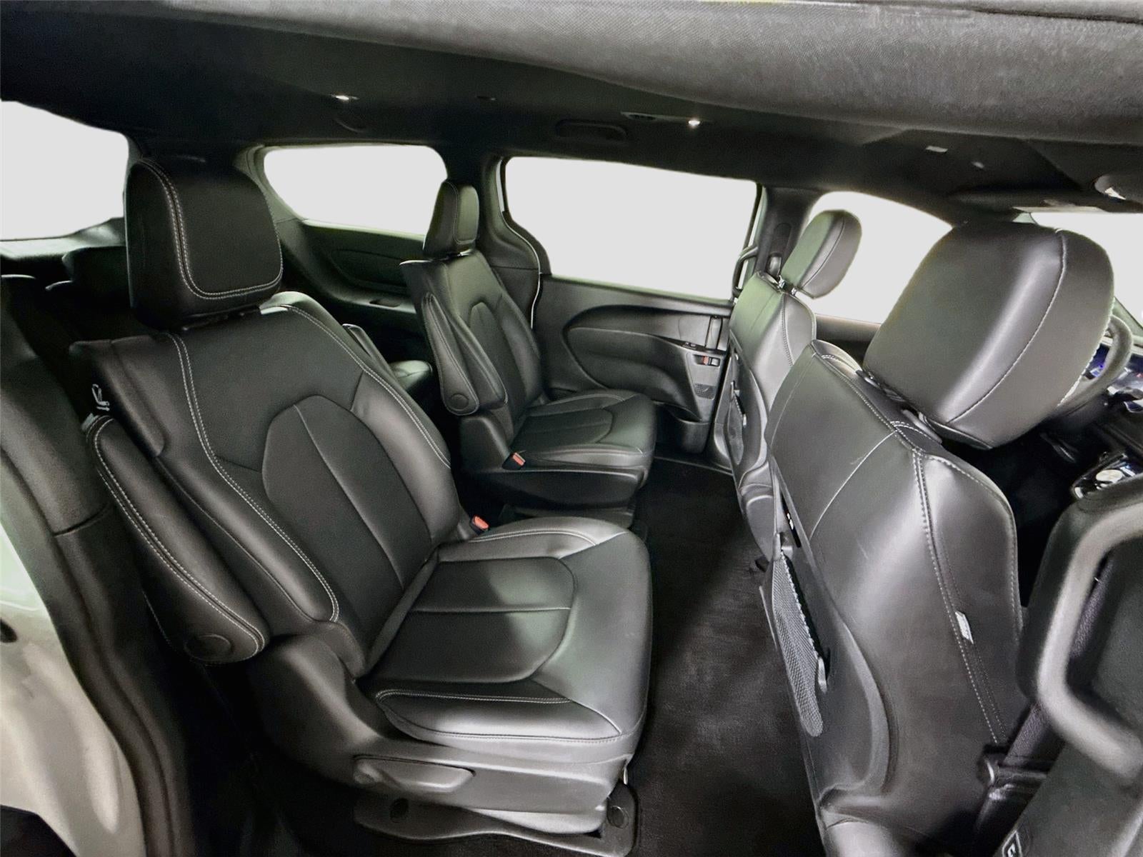 2025 Chrysler Pacifica Hybrid Hybrid Select