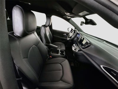 2025 Chrysler Pacifica Hybrid Hybrid Select