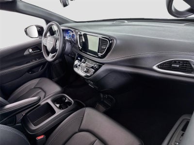 2025 Chrysler Pacifica Hybrid Hybrid Select