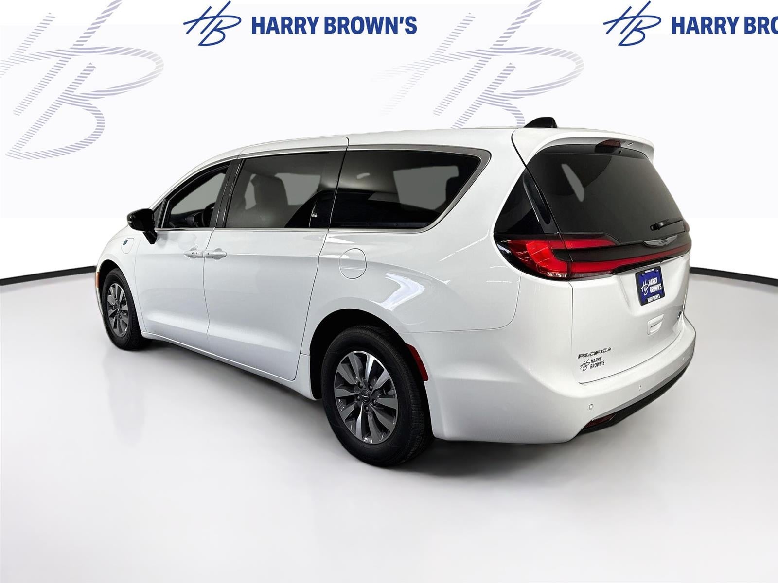 2025 Chrysler Pacifica Hybrid Hybrid Select