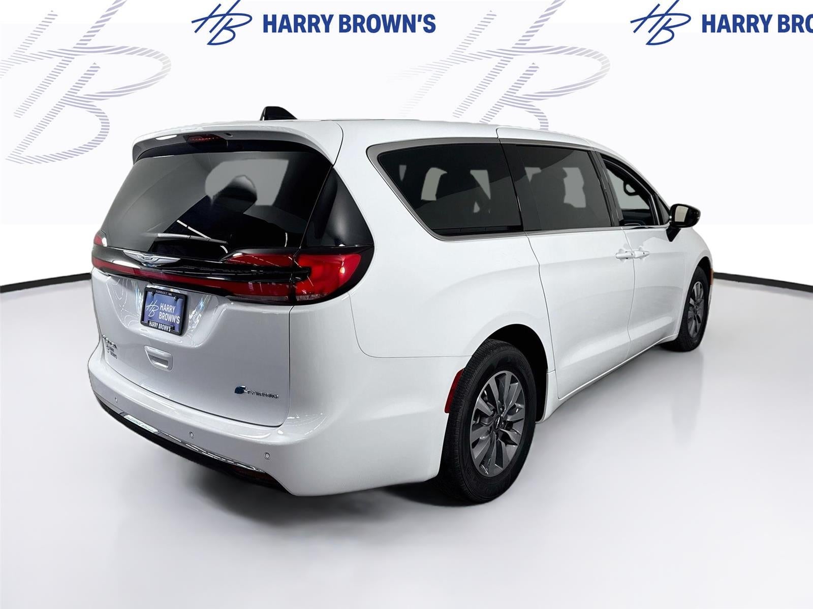 2025 Chrysler Pacifica Hybrid Hybrid Select