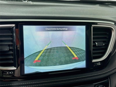 2025 Chrysler Pacifica Hybrid Hybrid Select