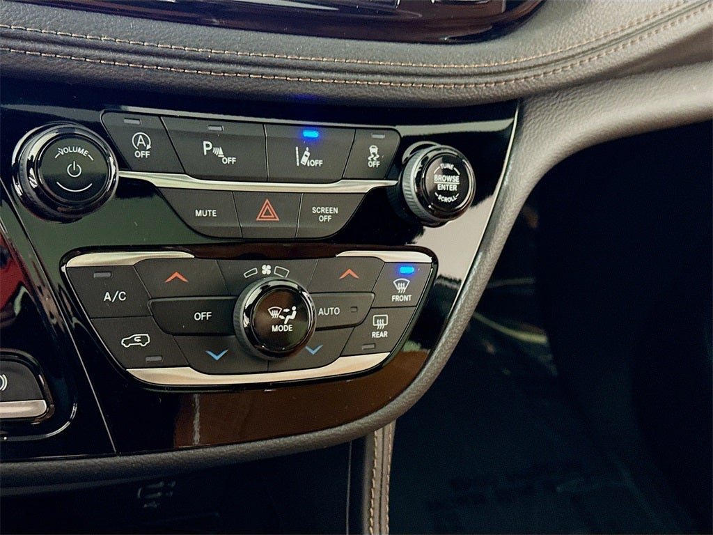 2026 Chrysler Pacifica Pinnacle