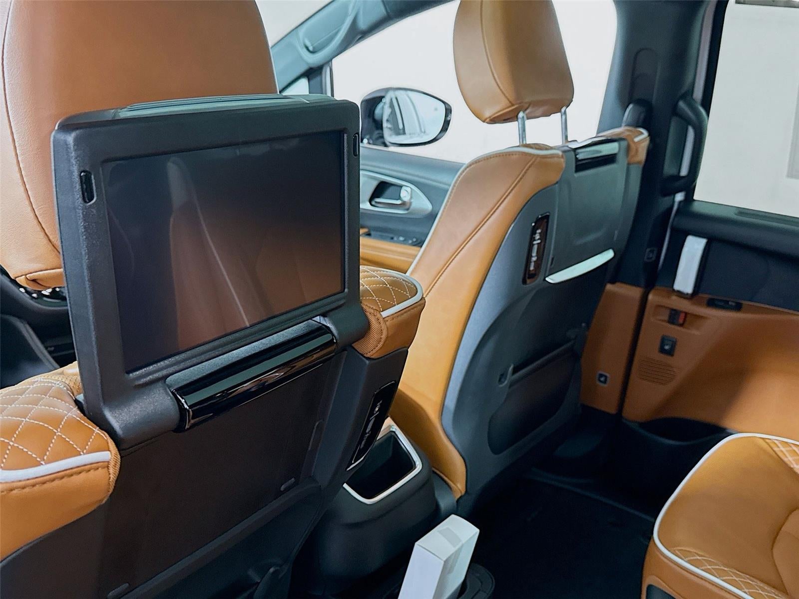 2026 Chrysler Pacifica Pinnacle