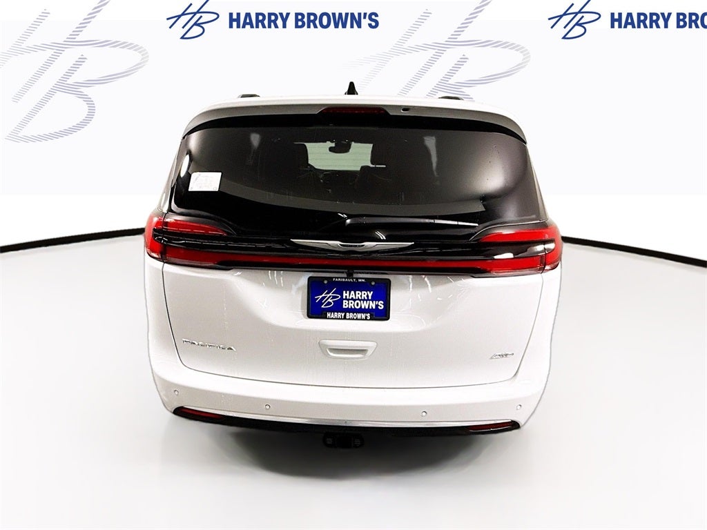 2026 Chrysler Pacifica Pinnacle