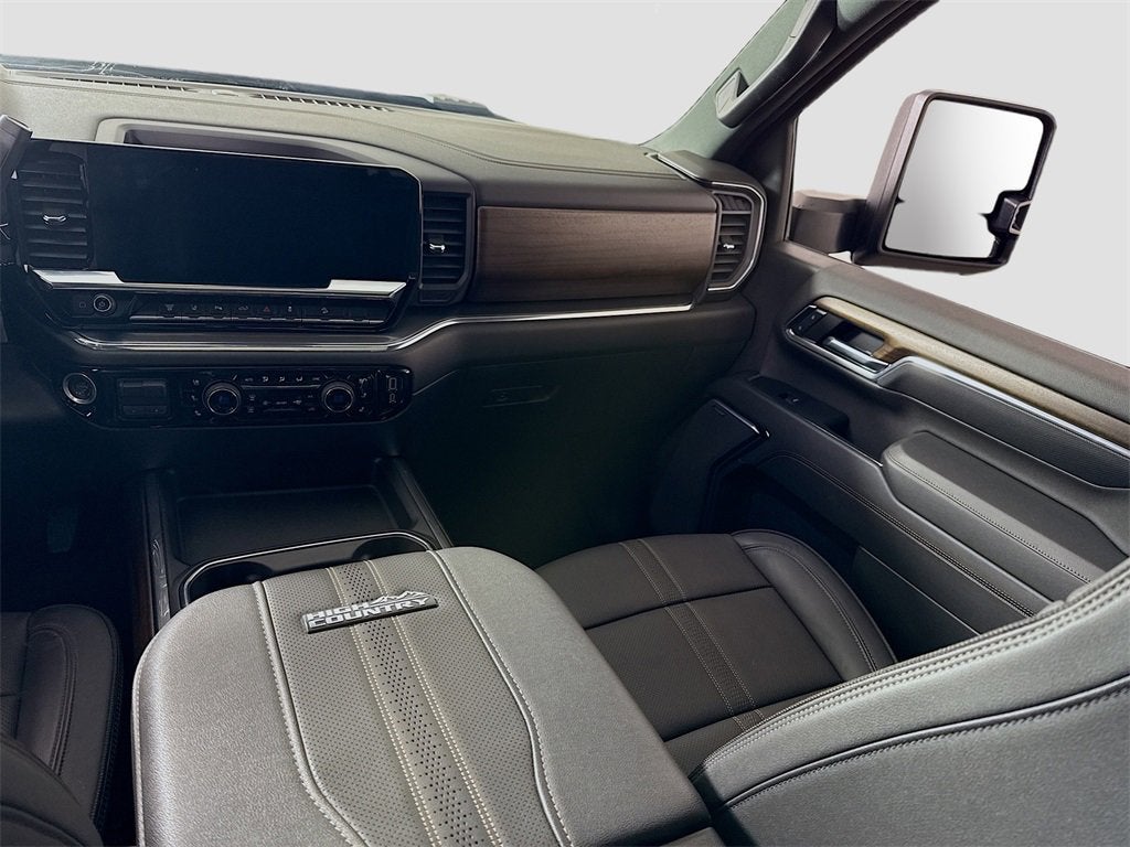 2024 Chevrolet Silverado 3500HD High Country