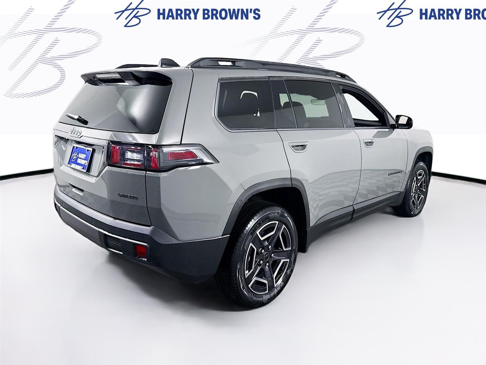 2026 Jeep Cherokee Laredo