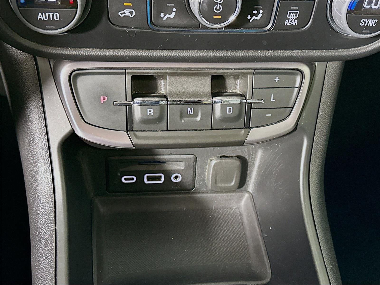 2023 GMC Terrain AT4