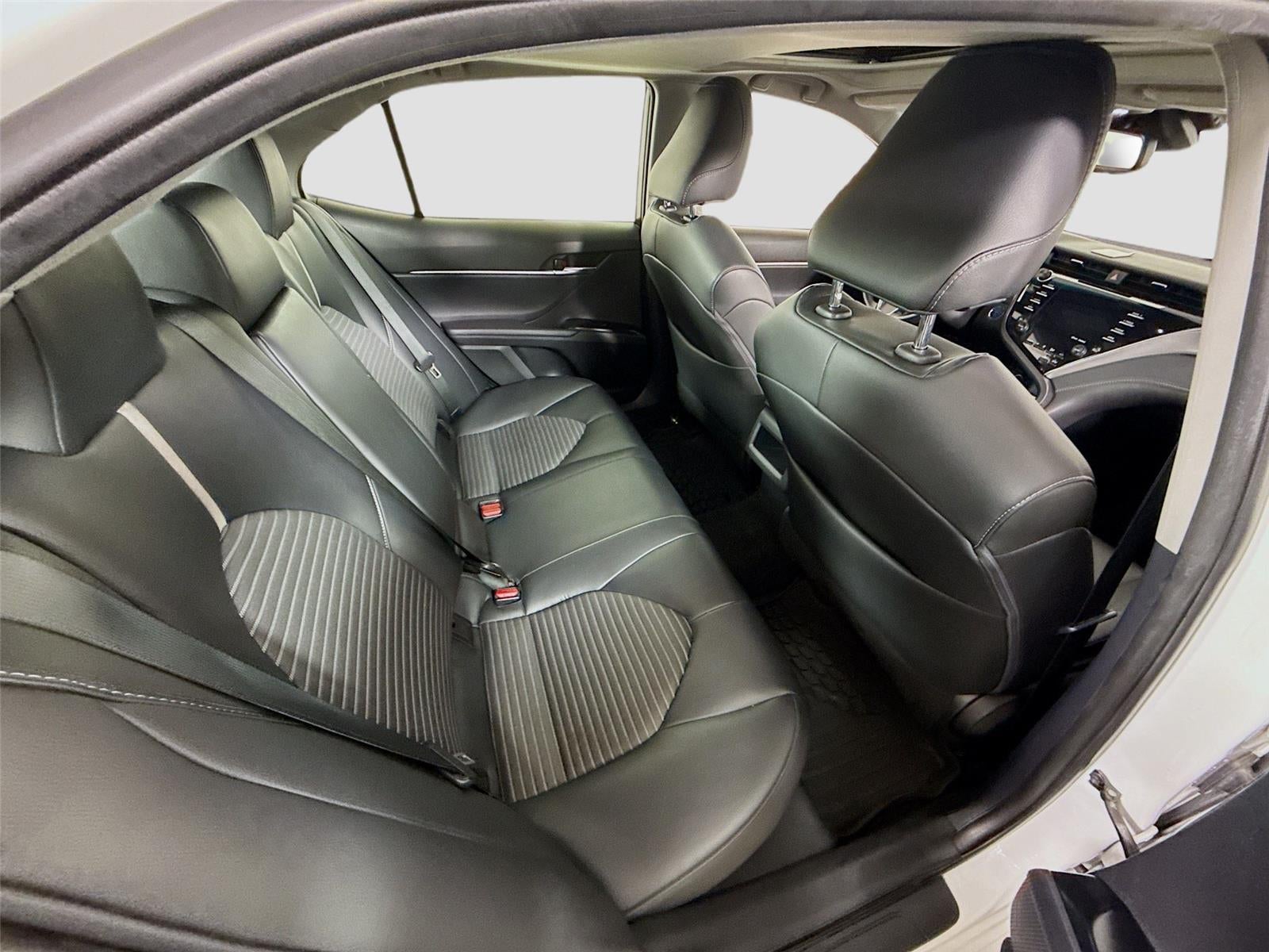 2018 Toyota Camry Hybrid Hybrid SE