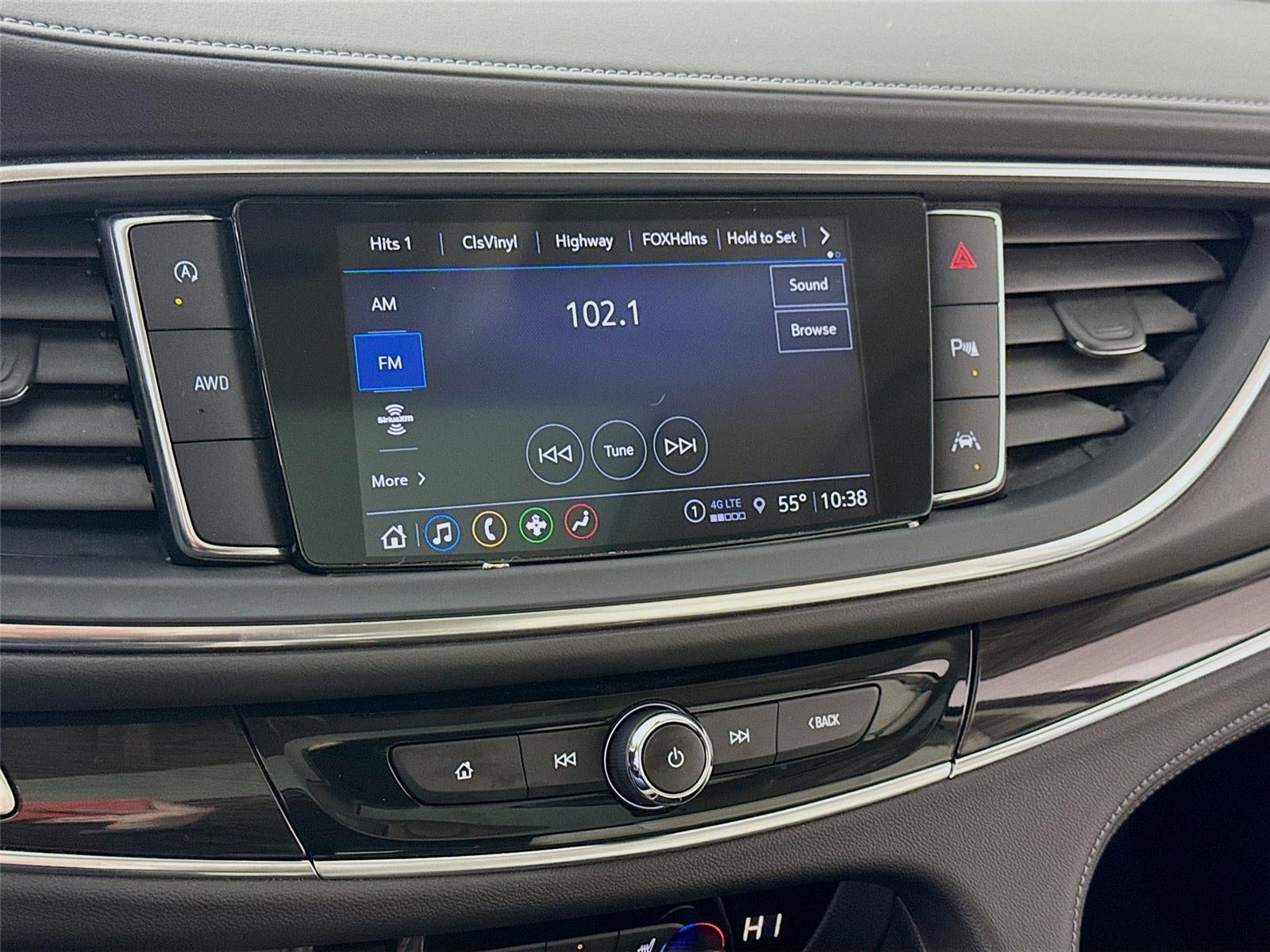 2023 Buick Enclave Essence