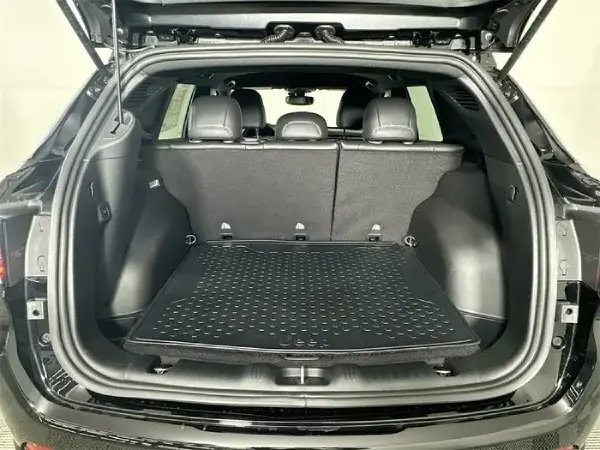 2025 Jeep Compass Trunk