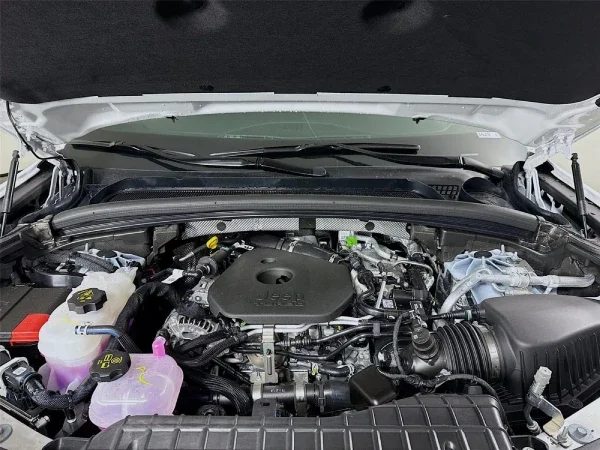 2026 Jeep Grand Cherokee Engine